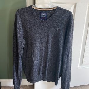 American eagle v neck sweater
